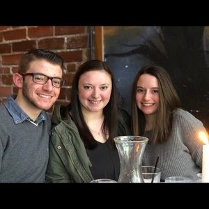 Meet your Posher, Mackenzie